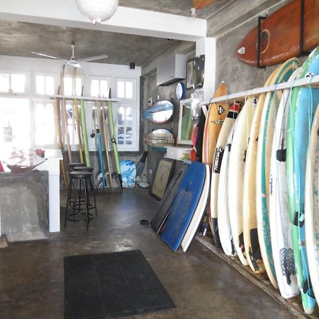 Mountain Wave Hotel And Surfshop ヒッカドゥワ エクステリア 写真
