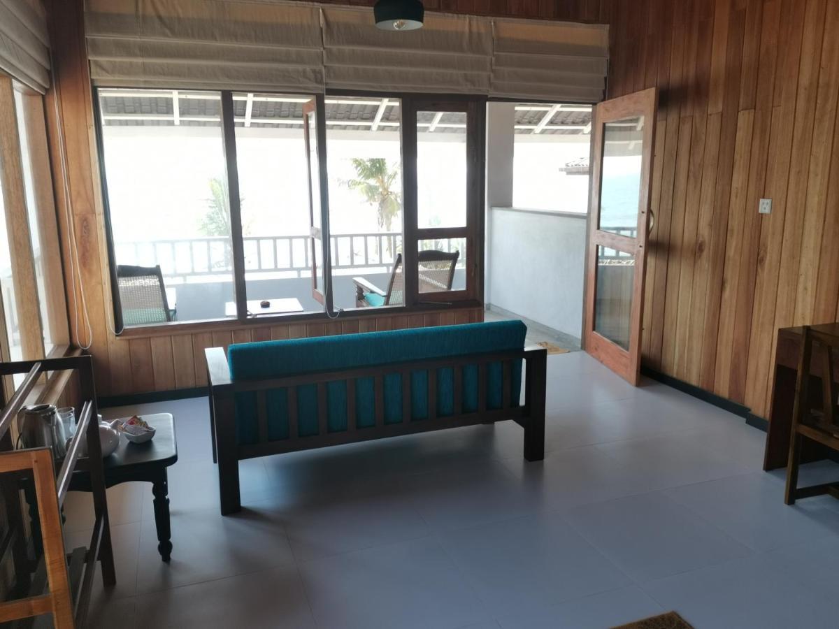 Mountain Wave Hotel And Surfshop ヒッカドゥワ エクステリア 写真