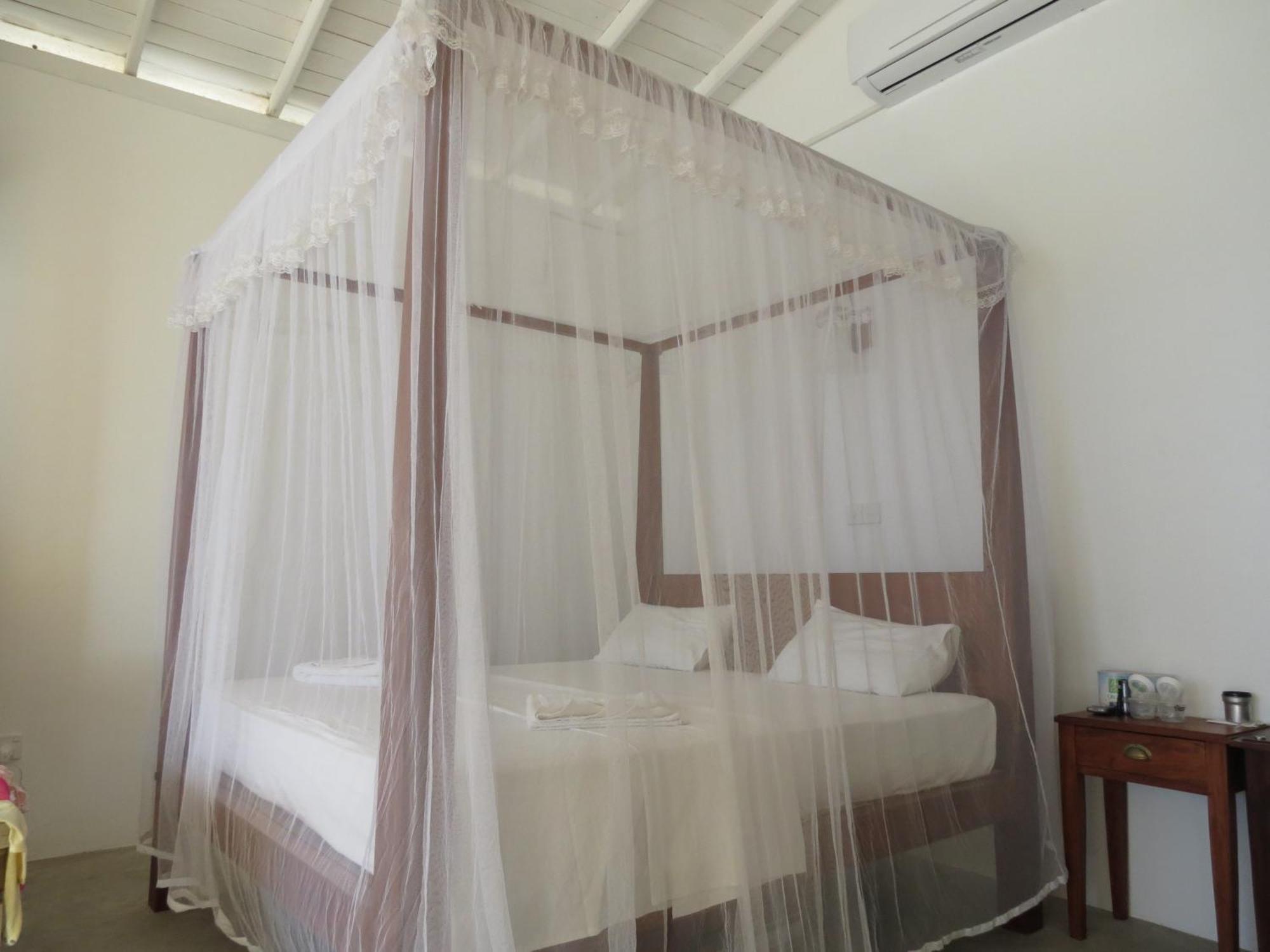 Mountain Wave Hotel And Surfshop ヒッカドゥワ 部屋 写真