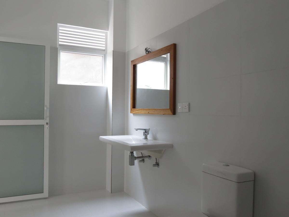 Mountain Wave Hotel And Surfshop ヒッカドゥワ 部屋 写真